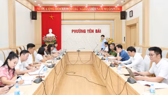 Đoàn khảo sát của Ban Tuyên giáo và Dân vận Trung ương khảo sát tại xã Yên Bình và phường Yên Bái