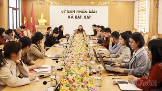 Gần 100 gian hàng tham gia Hội chợ xúc tiến thương mại biên giới Bát Xát – Lào Cai 2026