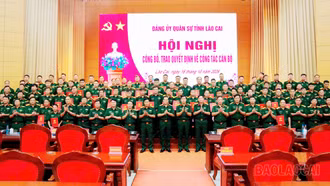 Đảng ủy Quân sự tỉnh Lào Cai công bố, trao quyết định về công tác cán bộ