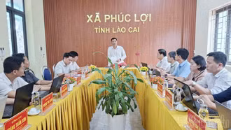 Đoàn công tác của tỉnh làm việc với Đảng ủy xã Phúc Lợi