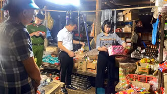 Kiểm tra 38 cơ sở tại Bản Xèo: Không phát hiện vi phạm về an toàn thực phẩm