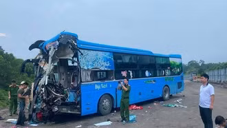 Tai nạn trên cao tốc Nội Bài - Lào Cai: 1 người tử vong, 5 người bị thương