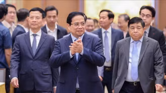 Thủ tướng: Kinh tế số là động lực, xã hội số là nền tảng, con người là trung tâm