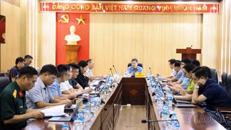 Phó Chủ tịch Thường trực UBND tỉnh Ngô Hạnh Phúc làm việc với xã Bát Xát