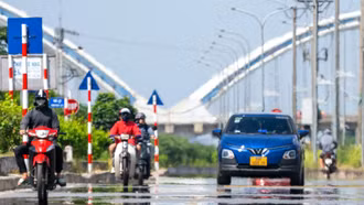 Vì sao Hà Nội oi nóng trên 50 độ C?
