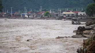 Trung Quốc triển khai nhiều biện pháp ứng phó lũ lụt