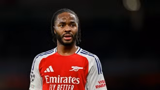 Napoli muốn 'giải cứu' Raheem Sterling khỏi Chelsea