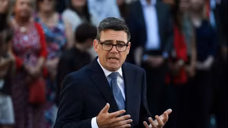 Tân Thủ tướng Anh Andy Burnham mạnh tay cải tổ nội các, khẳng định đường hướng mới
