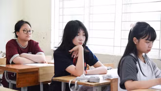 Xét tuyển đại học 2026: Hơn 125.000 thí sinh chưa được duyệt minh chứng, Bộ GD-ĐT yêu cầu rà soát gấp
