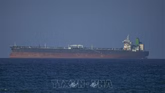 Căng thẳng Iran - UAE leo thang quanh tuyến hàng hải chiến lược Hormuz