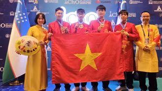 Học sinh Việt Nam giành 4 HCV Hóa học, 4 HCB Sinh học quốc tế