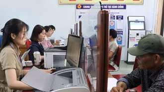 Đề nghị xem xét chế độ cho viên chức trung tâm dịch vụ cấp xã