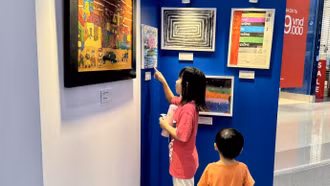 Nghệ thuật - cánh cửa mở ra thế giới của trẻ khuyết tật