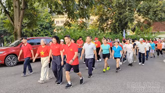 Phường Lào Cai, xã Mù Cang Chải: Đi bộ, chạy đồng hành hưởng ứng phong trào rèn luyện thể thao