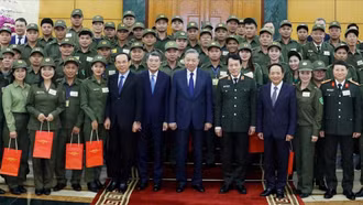 Tổng Bí thư gặp mặt đại biểu tiêu biểu tham gia bảo vệ an ninh trật tự ở cơ sở