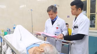 Xây dựng hệ thống y tế công bằng, chất lượng, hiệu quả, bền vững
