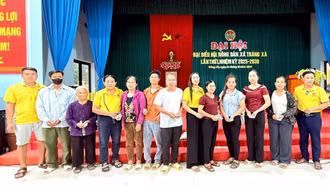 Nhóm thiện nguyện Lục Yên hỗ trợ người dân vùng lũ tỉnh Thái Nguyên