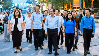 Bí thư Tỉnh ủy Dương Quốc Huy kiểm tra tổng duyệt chương trình diễu diễn đường phố Lễ hội Văn hóa, Du lịch Mường Lò năm 2026