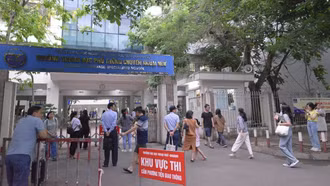 Hơn 5.100 thí sinh bước vào cuộc đua giành 630 suất vào Chuyên Ngoại ngữ