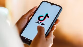 TikTok thắt chặt biện pháp chống thông tin sai lệch trước thềm bầu cử Quốc hội Séc