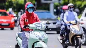 Miền Bắc oi nóng trước khi không khí lạnh tràn về