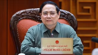 Thủ tướng: Phấn đấu đến Tết Nguyên đán 2027 hoàn thành xây mới cầu sông Lô