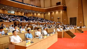 Lào Cai tham dự Hội nghị toàn quốc nghiên cứu, học tập, quán triệt và triển khai thực hiện các nghị quyết, chỉ thị của Bộ Chính trị