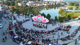Hình ảnh trung tâm Sa Pa từ trên cao.