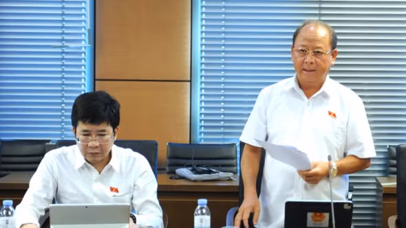 Đoàn đại biểu Quốc hội tỉnh Lào Cai tham gia góp ý hoàn thiện các dự án luật về kinh tế, tài chính