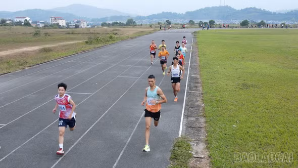 Điền kinh mở màn cuộc đua huy chương tại Đại hội Thể dục thể thao tỉnh Lào Cai