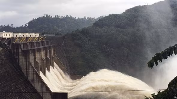 Bộ Công Thương chủ động ứng phó với bão, lũ và thiên tai cực đoan