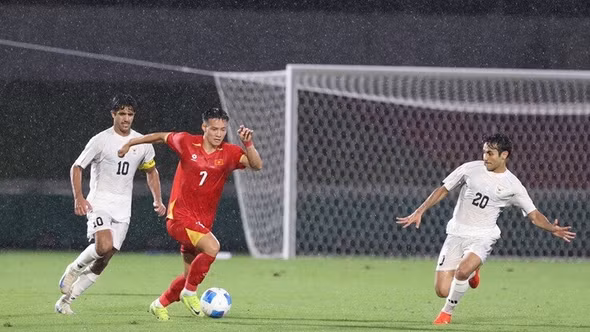 ASIAD 2026: U23 Việt Nam đứng trước cuộc đua quyết liệt ở bảng C sau trận hòa Kuwait