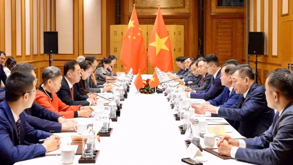 Đưa giao lưu nhân dân gắn với những lợi ích thiết thực của người dân Việt - Trung