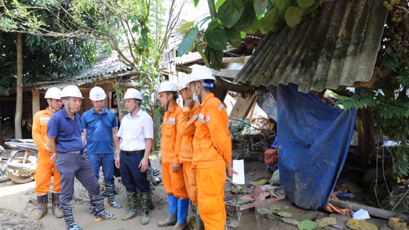 Từ ánh sáng quê hương đến những giá trị bền lâu