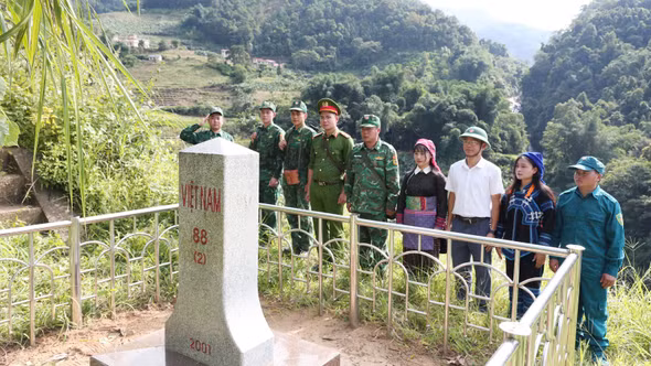 Vững vàng một dải biên cương