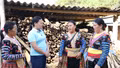 Tận tâm cùng phụ nữ vùng cao
