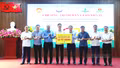 Bàn giao kinh phí nhà "Đại đoàn kết" cho các hộ gia đình khó khăn tại Lào Cai