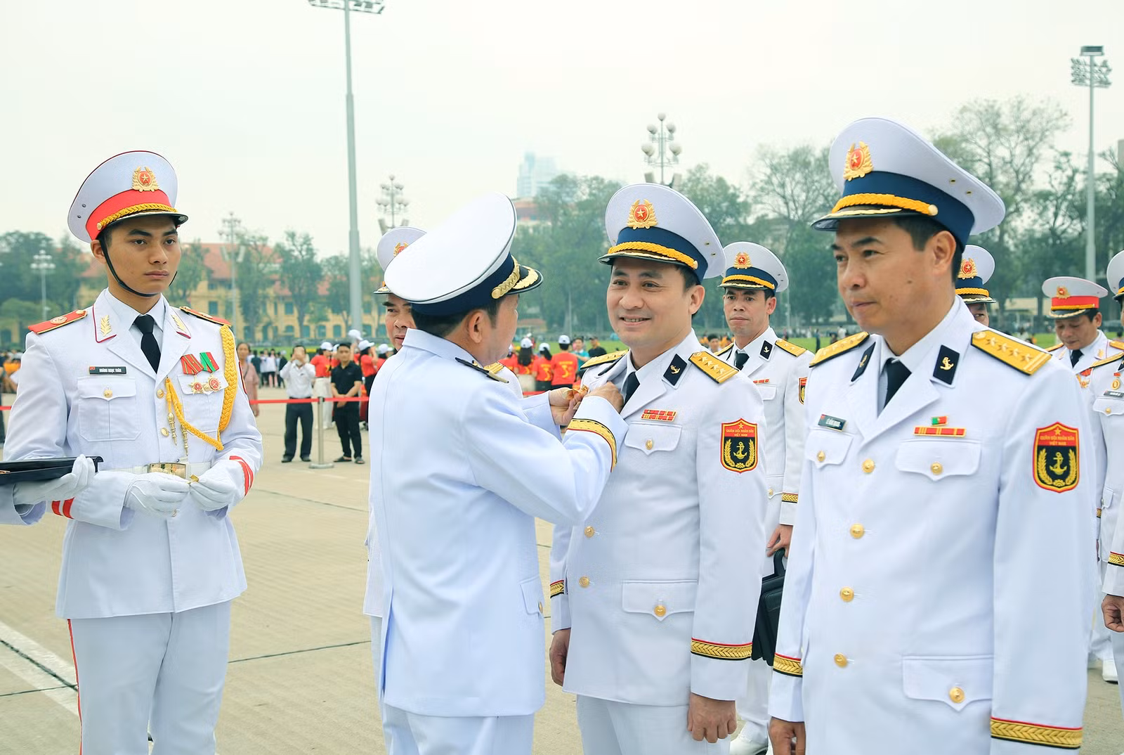 baolaocai-tr_gan-tt-tuan.jpg