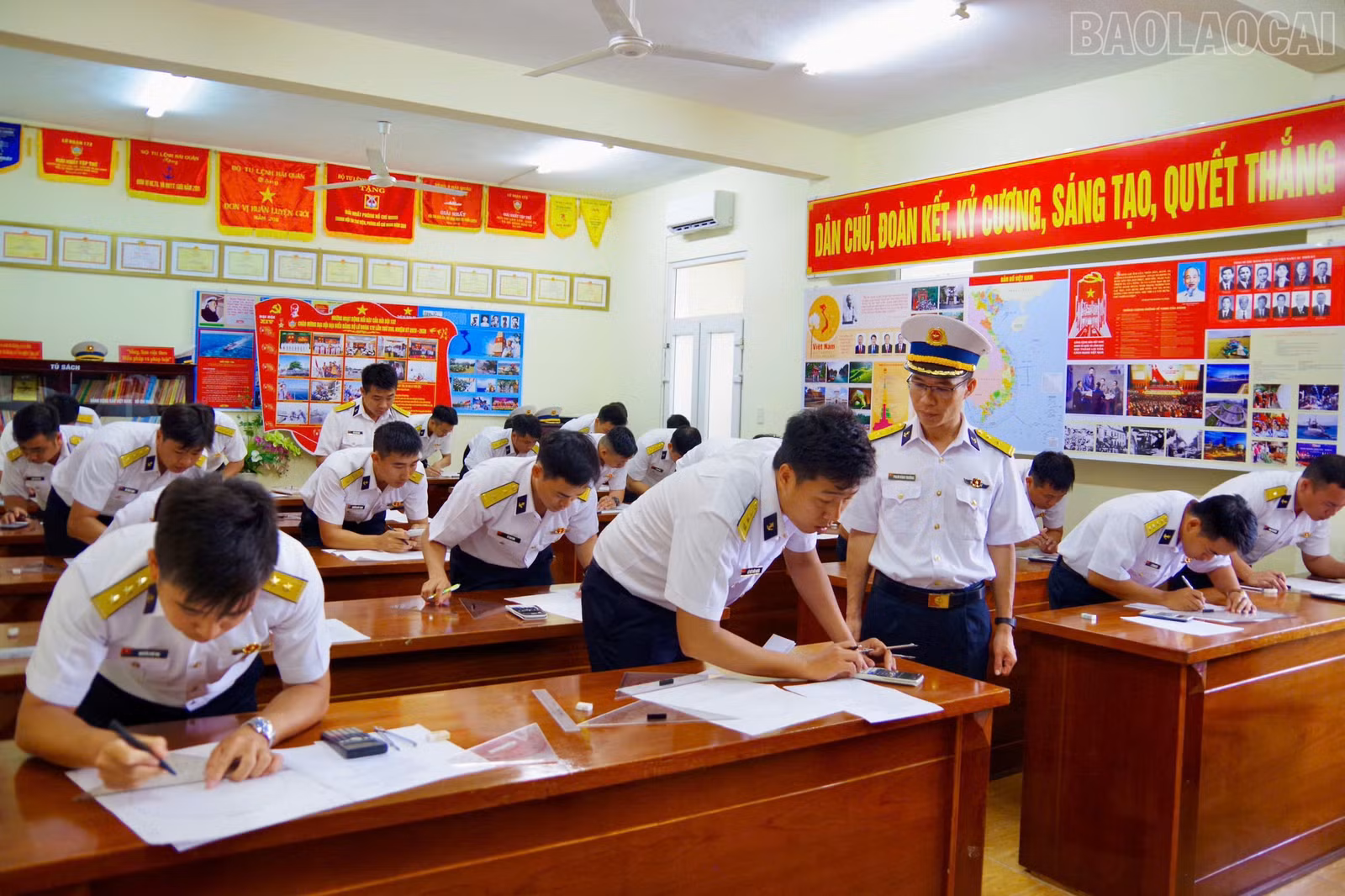 baolaocai-tr_z6595890996523-7065e810e87148effef702e339789d8c.jpg