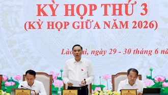 Phiên thảo luận tại Kỳ họp thứ 3, HĐND tỉnh khóa XVII: Tháo gỡ điểm nghẽn để tạo động lực tăng trưởng 