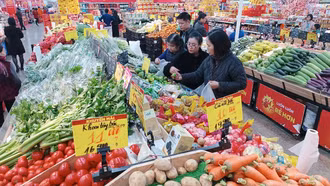 Quản lý thị trường Lào Cai tháng 1/2025 xử lý 55 vụ vi phạm