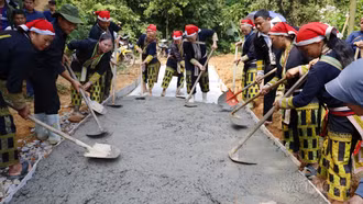 Lào Cai tăng tốc làm đường giao thông nông thôn, quyết tâm giải ngân 100% vốn