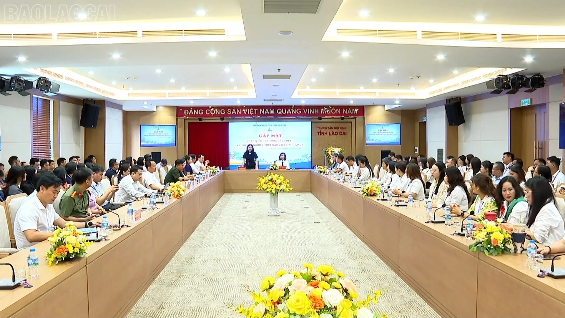 baolaocai-tl_c-sequence-1300-00-00-00still006-2699.jpg