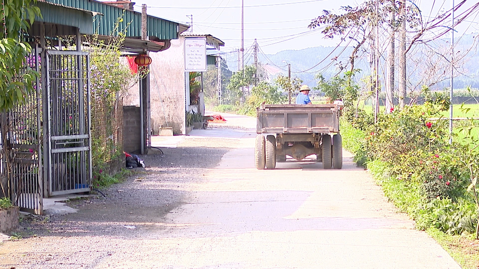 baolaocai-br_dung-hinh00-02-35-02still007.jpg