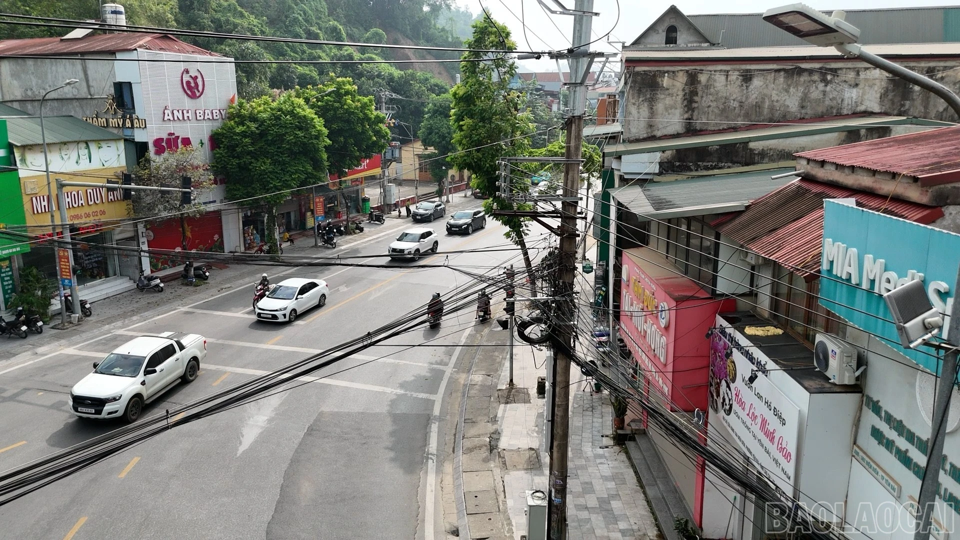 baolaocai-br_sequence-0200-00-01-06still001-1478.jpg