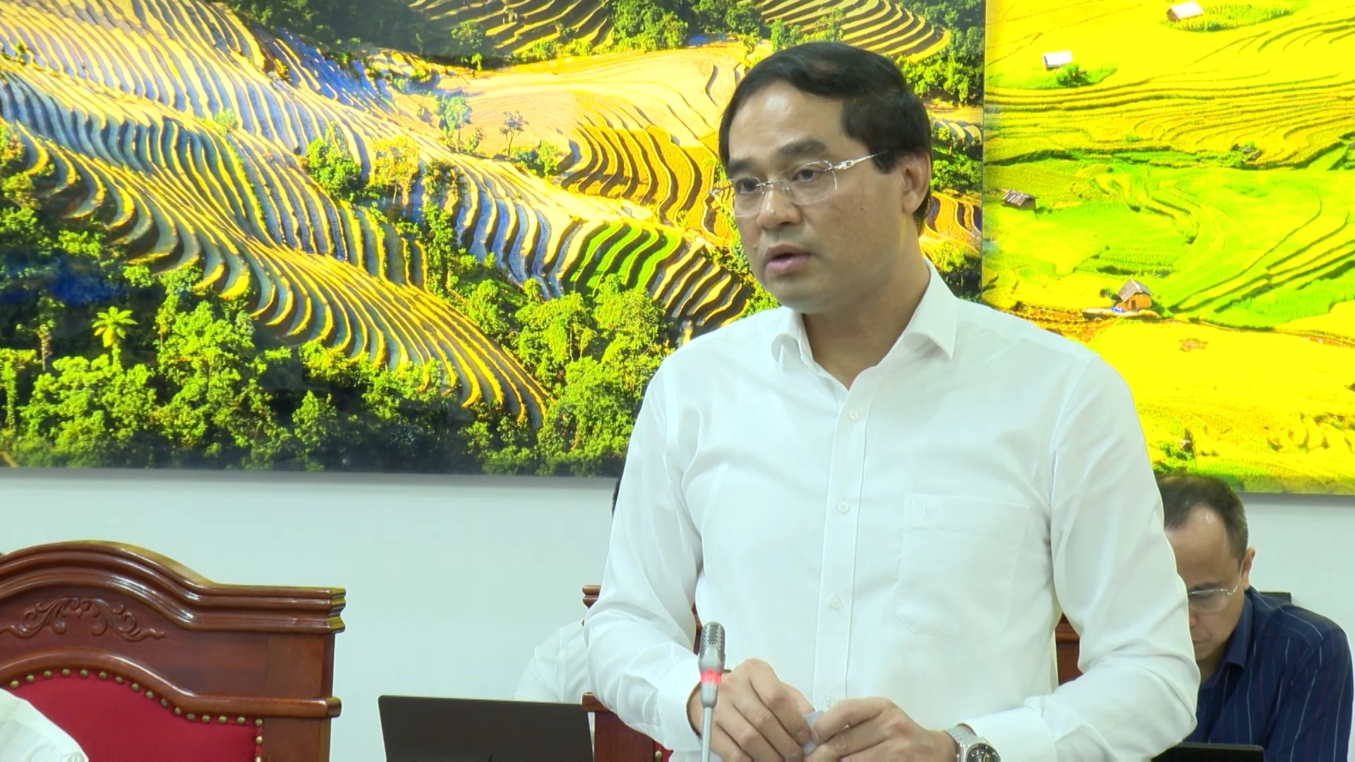 ANH CHU TICH.png
