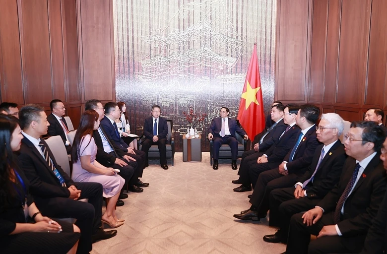 Thủ tướng Phạm Minh Chính tiếp một số Tập đoàn, doanh nghiệp hàng đầu Trung Quốc.