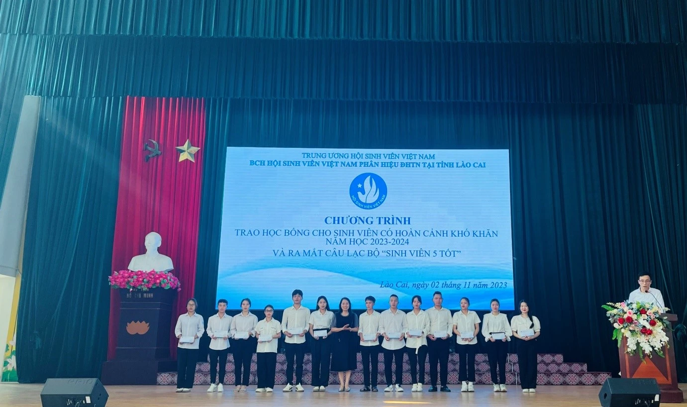 Đức 1.jpg