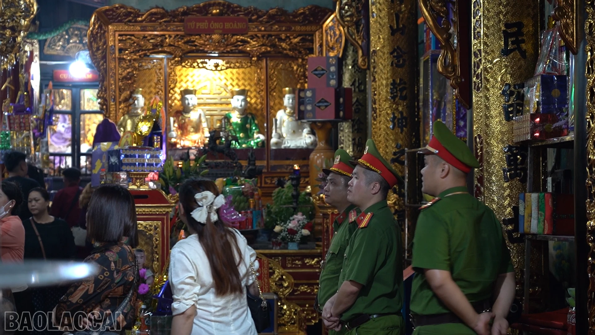 baolaocai-bl_anh-14-quang-canh-ben-trong-den.png