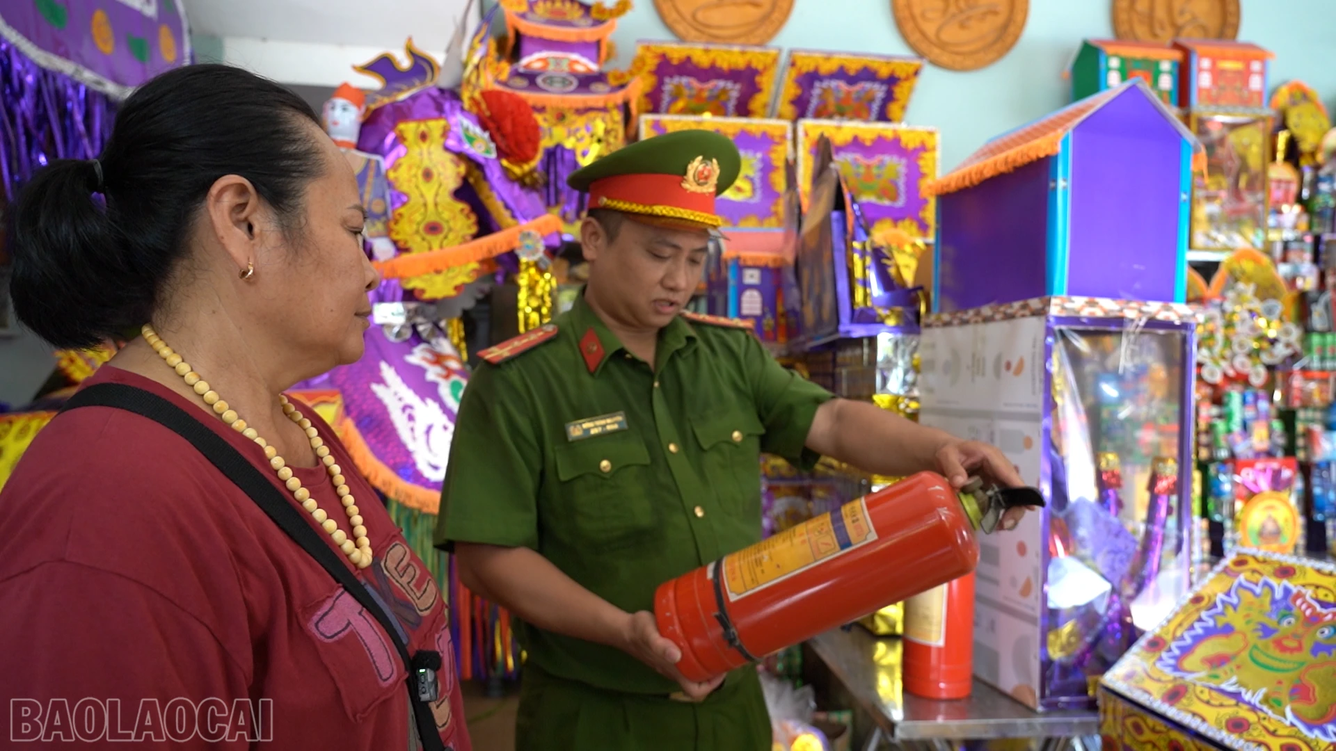 baolaocai-bl_anh-120-quang-canh-ngoai-den-1362.png